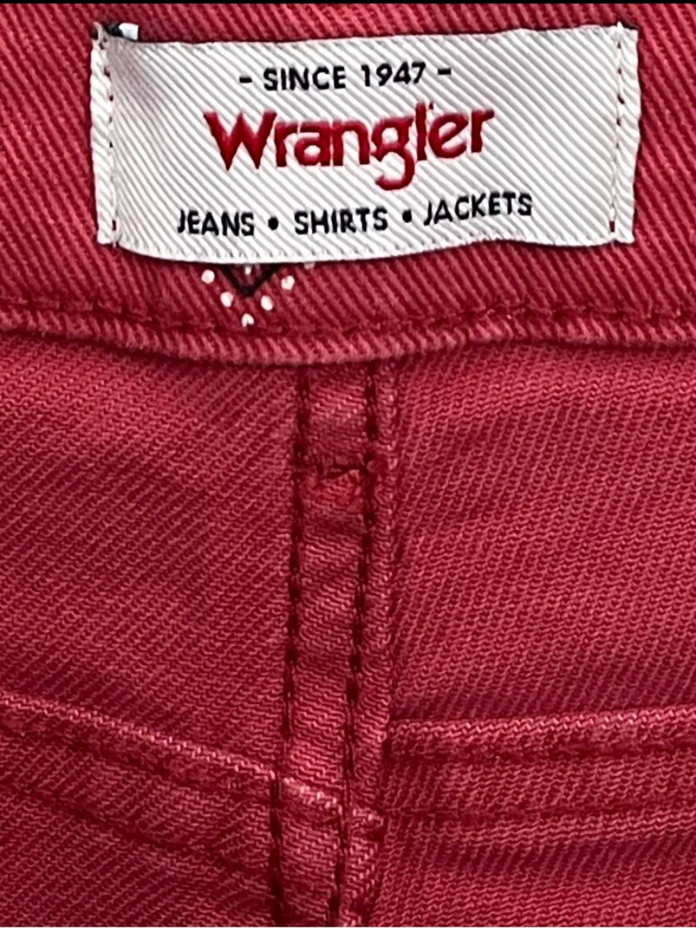 NWT Wrangler Bold Boot Red Bandana-Print High-Rise Jeans - Picture 6 of 9